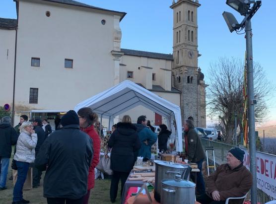 U mercatu di l'avventu in Pedicroce