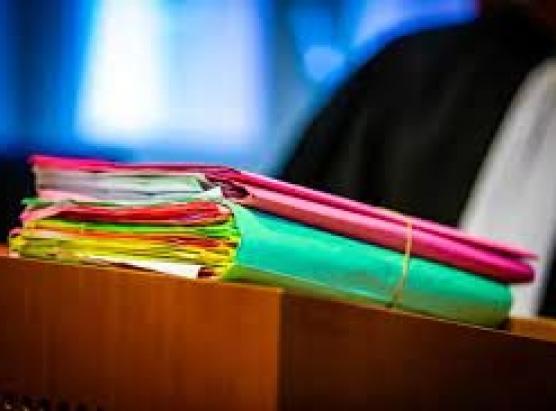 6 persone messe in esame pè trafficu d’arme è imbianchimentu di soldi