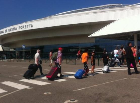 Greva di i cuntrullori aerei : numerose perturbazione eri in Corsica