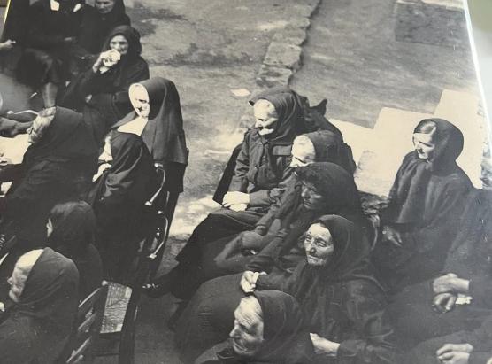 La Mort en Corse. Agonie, trépas, veillée, di Paul Simonpoli, edizione Omi è lochi