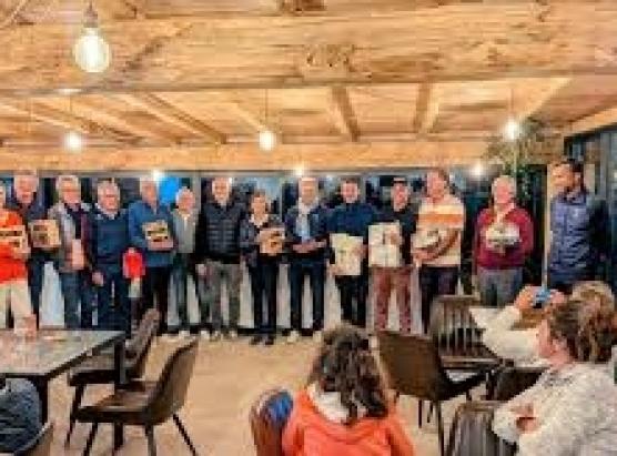 Golf di Lezza : 2000 euri à prò di i “Restos du Coeur”
