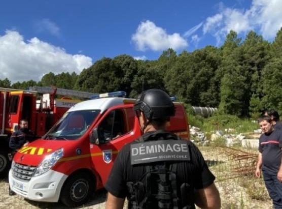  Obusi di a seconda guerra mundiale scuperti in Quenza