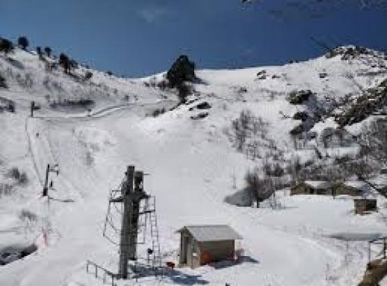 A stazione di schì d’Ascu-stagnu scumette nant’à e vacanze di ferraghju