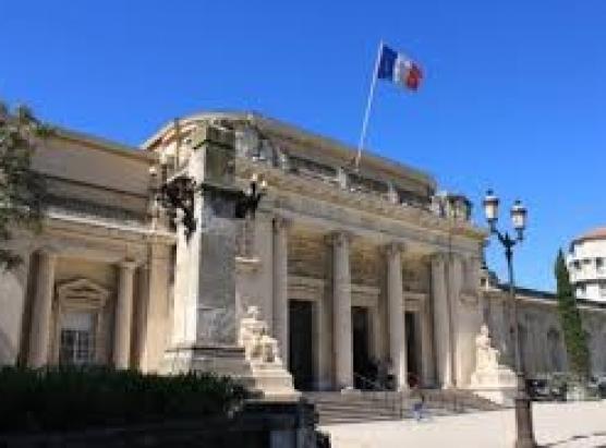 Dui anni di prigiò pè a donna chì si rendia in Corsica cun droga