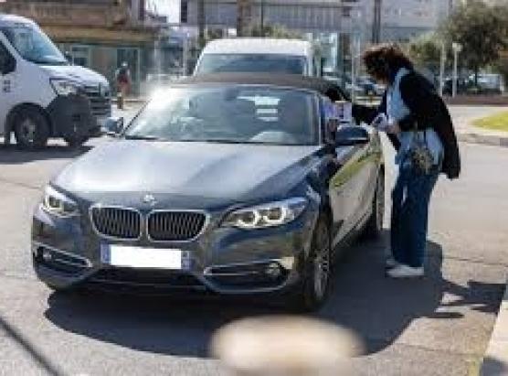 Mubilisazione pè u mantenimentu d’un postu d’insignante à u centru d’audizione è di visione