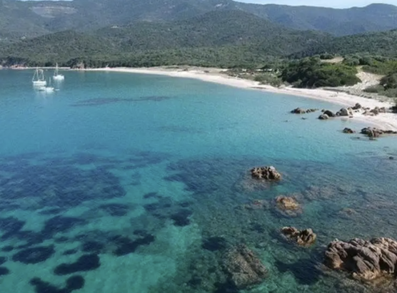 A salma di un omu ritrova in Coti Chiavari
