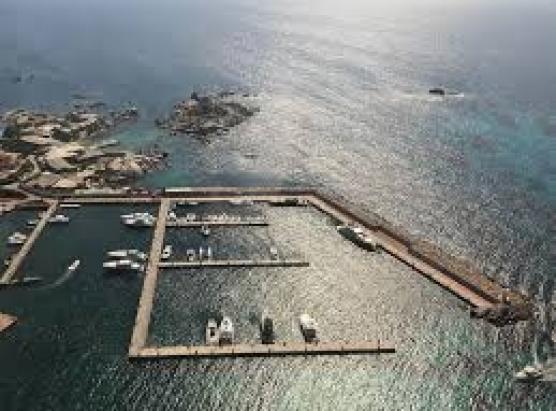 A cumuna di Bunifaziu ripiglia ufficialmente a gestione di u portu di l’isula di Cavallu