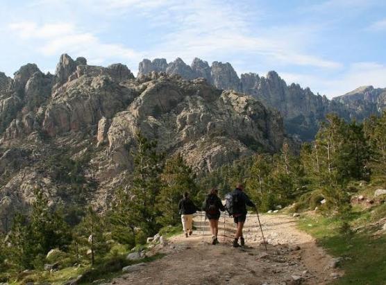 U giratoghju di Sulinzara bluccatu contr’à a chjuditura di u massiciu di Bavella