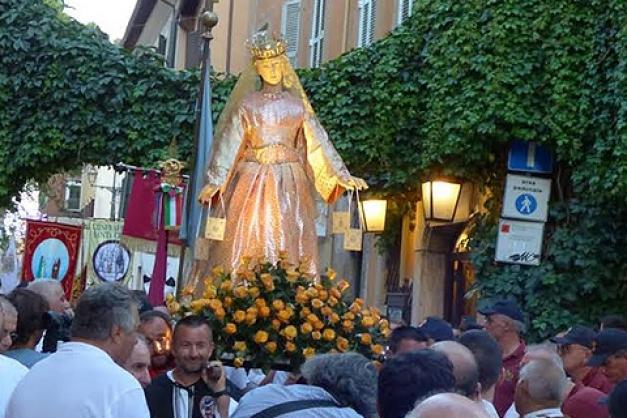 E ceremonie di a Guardia Corsa Papale in Roma i 25 è 26 di lugliu