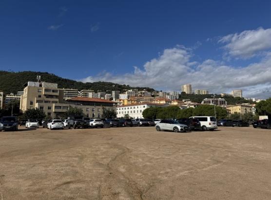 U parcheghju pruvisoriu di a piazza Miot chjuderà u 31 d’aostu