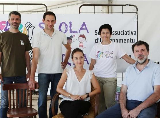 Viva: una canzona à prò di Scola Corsa