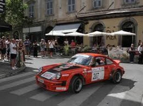 Terza vittoria di Mariani à a corsa automobile di centru Corsica