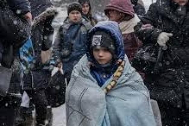 Podcast Serata à pro di i zitelli ucraniani à l'uffiziu di turisimu - 733